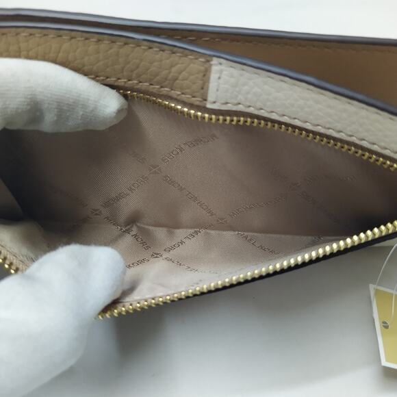 Michael Kors Reed Camel Multicolor Leather Credit Card Bifold Wallet - NWT $298 - Picture 16 of 16